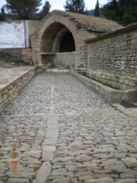 Foto Fuente aska y calzada medieval